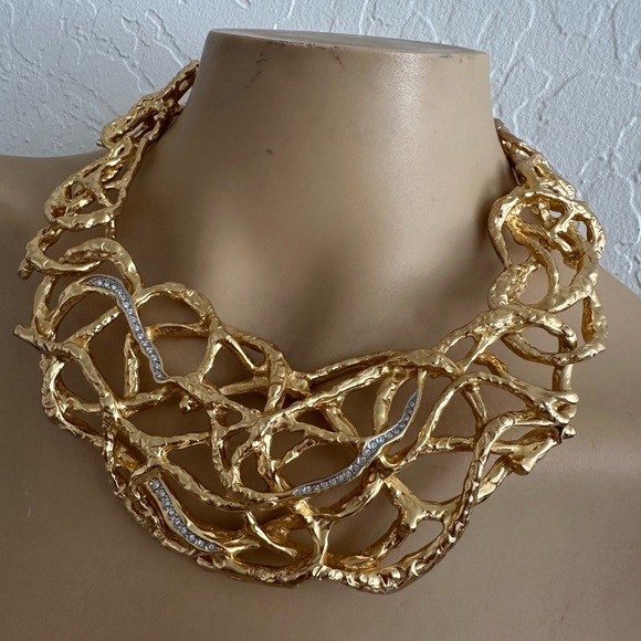 vintage Elizabeth Taylor for Avon "Treasured Vine" collection necklace - Picture 1 of 9
